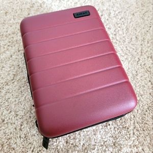 Away mini travel case
